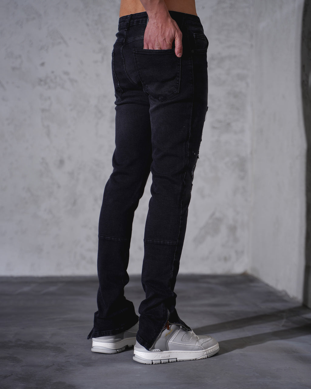 JEAN ZIPPÉ BLACK