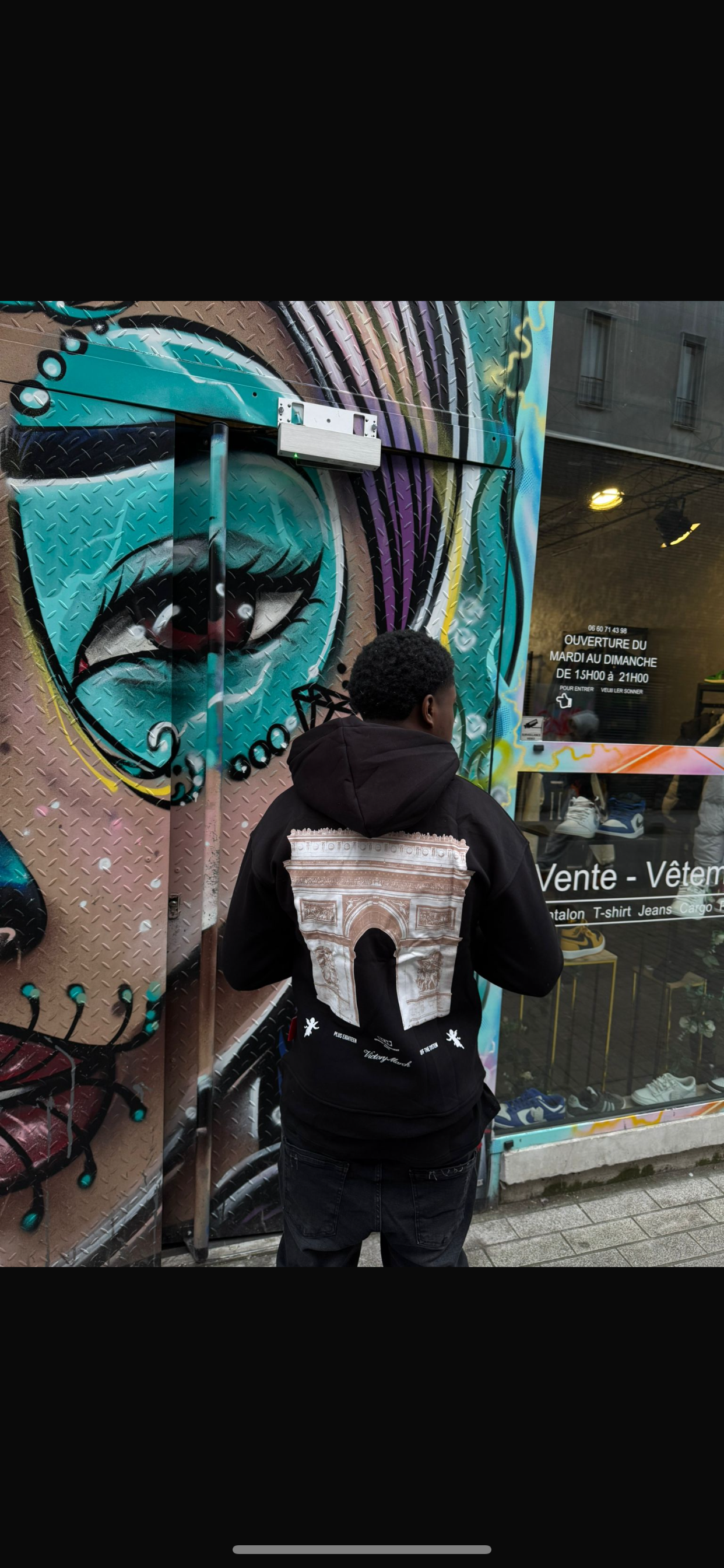 PULL TRIOMPHE